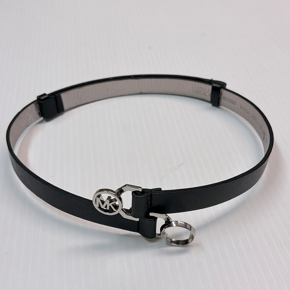 Michael Kors Black Skinny Leather Belt Silver Buckle Adjustable Small - Picture 2 of 7